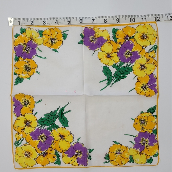 Vintage Handkerchiefs Set - Picture 5 of 7